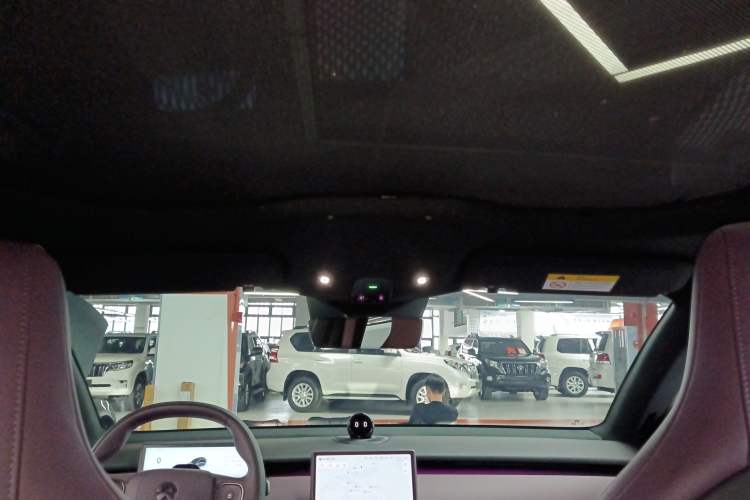 Used Nio ET5T 2024 75kWh Touring Headliner