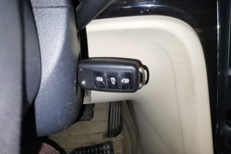 Used Volkswagen Passat 2011 1.8 TSI DSG Prestige Edition Vehicle Key