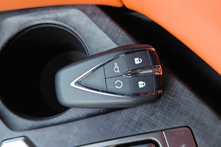 Used CHANGAN UNI-V 2022 1.5T Prestige Version Interior 1