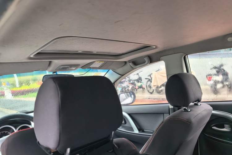 Used CHANGAN CX20 2014 1.4L IMT Sunroof Navigation Version China IV Standard Headliner