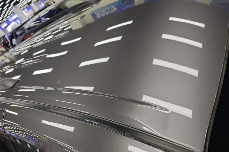 Used Toyota Sienna 2018 3.5L Two-Wheel Drive SE U.S. Specification