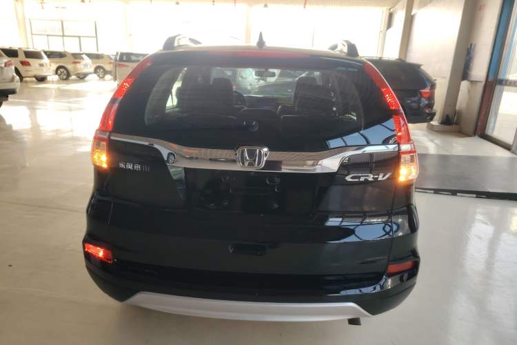 Used Honda CR-V 2016 2.0L two-wheel drive Urban Edition
