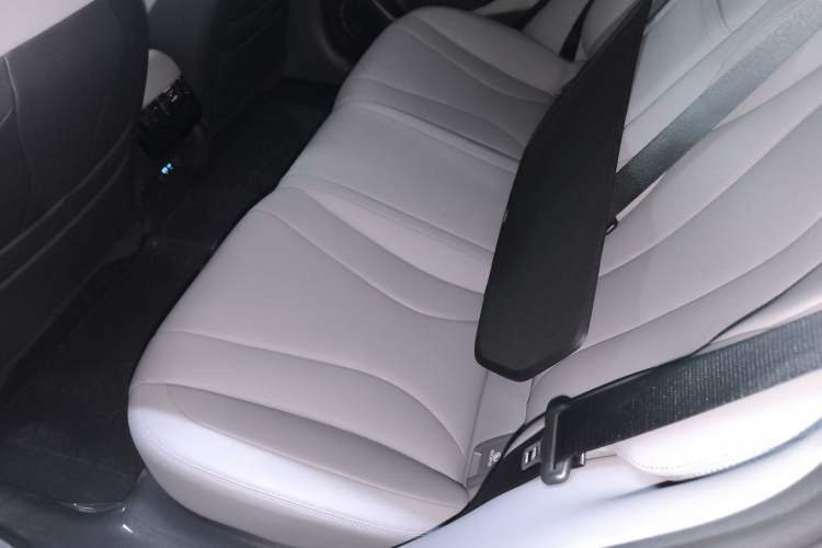 Used BYD Seal 07 DM-i 2025 Intelligent Driving Version DM-i 1.5L 125 km Prestige Edition Left Rear Seat