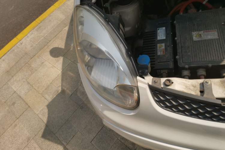 Used JMEV E200N 2020 E200N Fashion Edition (302 KM) Right Front Headlight