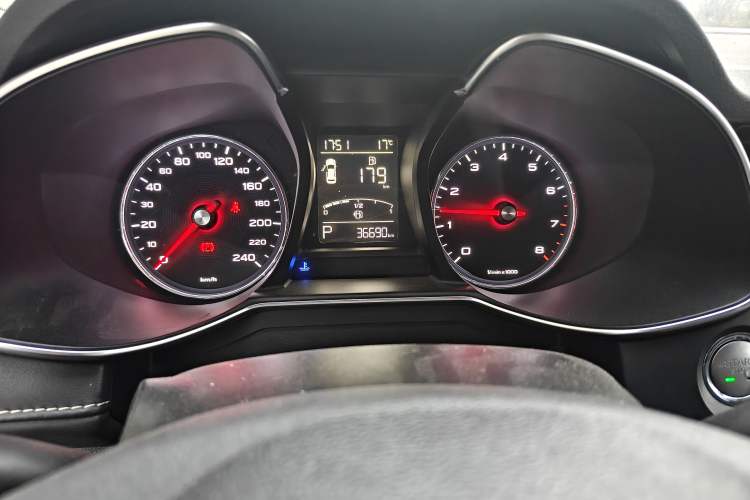 Used MG 6 2017 20T Automatic Luxury Smart Connect Version China V Standard