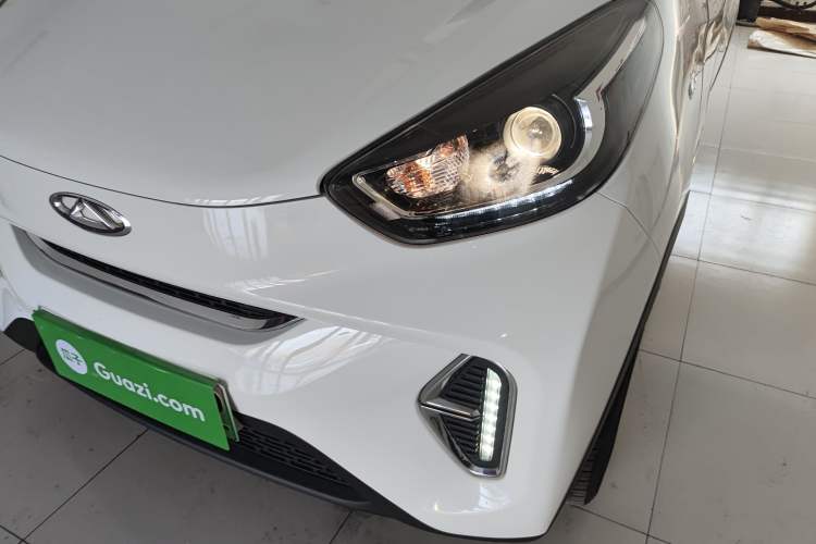 Used Chery Little Ant 2022 Revised Version Sweet Pink Edition Half-Sugar Version Lithium Iron Phosphate 30.7 kWh 30 kW 301 km