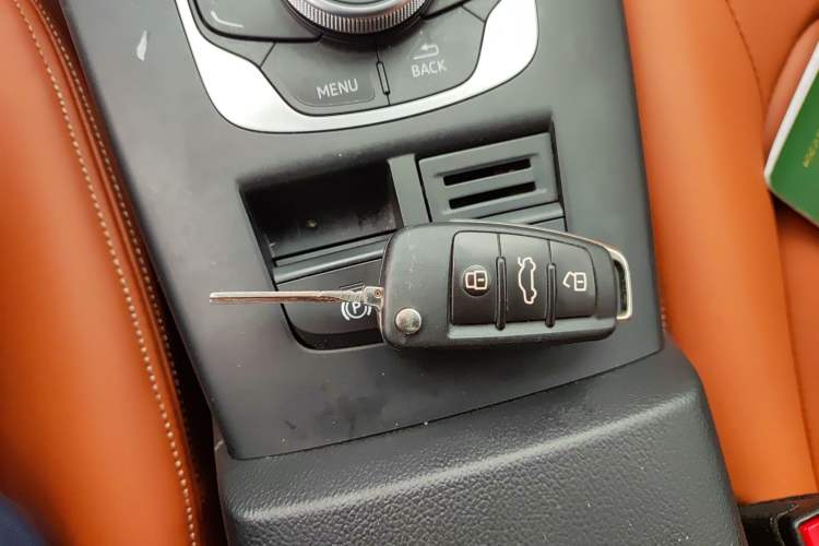 Used Audi A3 2016 Limousine 35 TFSI Prestige Edition