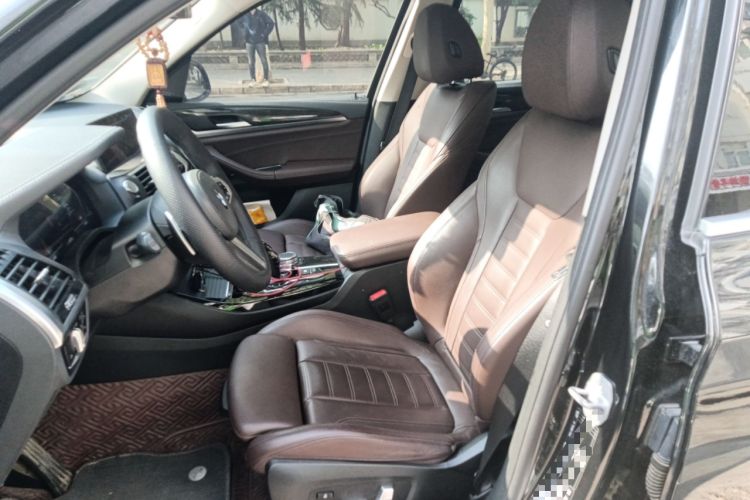 Used BMW X3 2020 xDrive30i Luxury Model with M Sport Package Left Front Seat