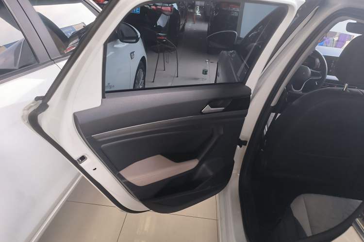 Used Volkswagen Lavida 2023 300TSI DSG Full-Comfort Edition