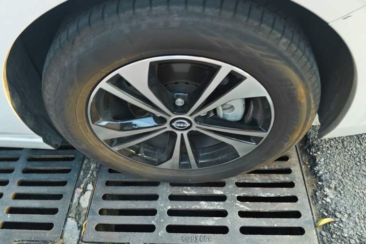 Used Nissan Sylphy 2023 Revised 1.6L CVT Enjoyment Edition Exterior 7