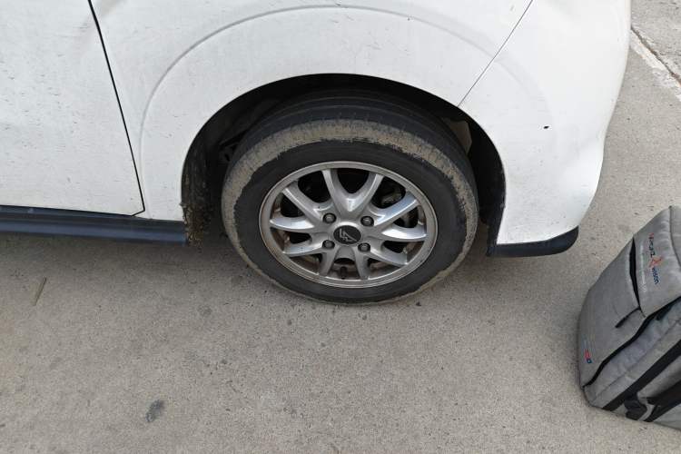 Used LINGBOX 2021 – Cai Wenji Edition Exterior 1