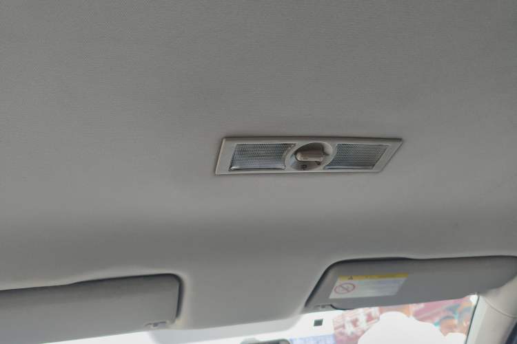 Used Volkswagen Gran Lavida 2015 1.6L Automatic Fashion Edition Headliner