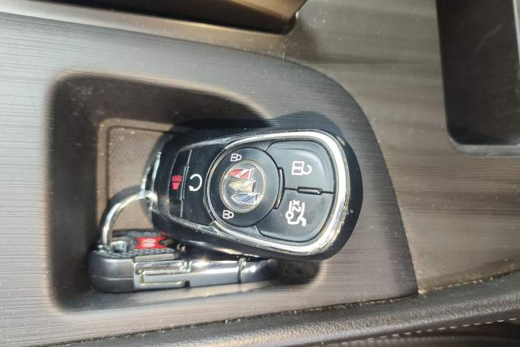 Used Buick LaCrosse 2021 552T Luxury Version Vehicle Key