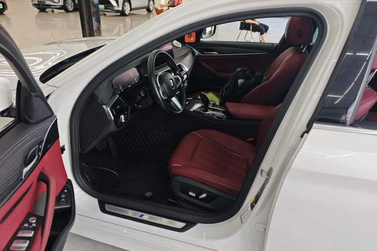 Used BMW 5 Series New Energy 2021 Restyled 535Le M Sport Package
