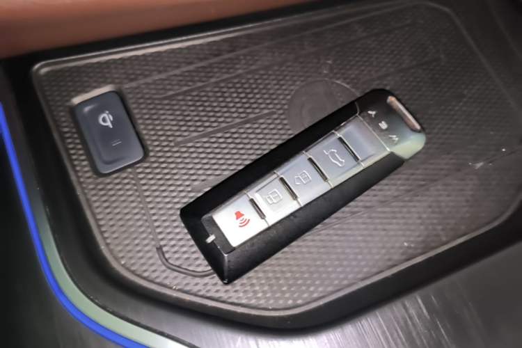 Used Wey VV7 2020 2.0T Flagship Edition Vehicle Key