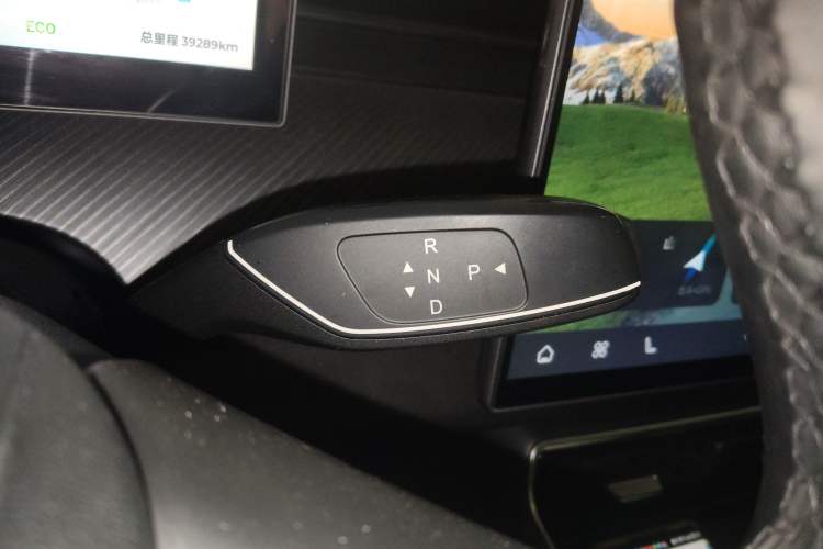 Used Chery Fengyun T9 2024 120 Long-Range Comfort Version 5 Seats Lithium Iron Phosphate Gear Lever