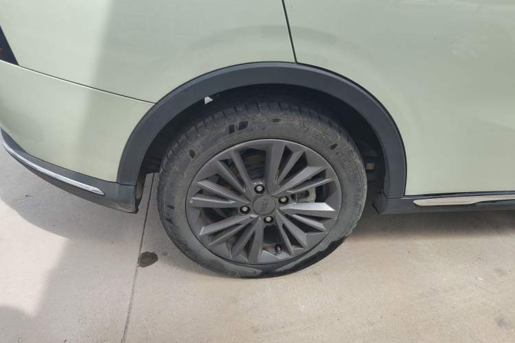 Used NETA V 2022 Chao 400 Lite Right Rear Wheel Hub