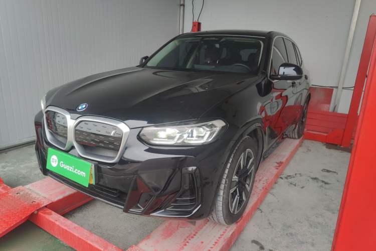 Used BMW iX3 2024 Leading Model