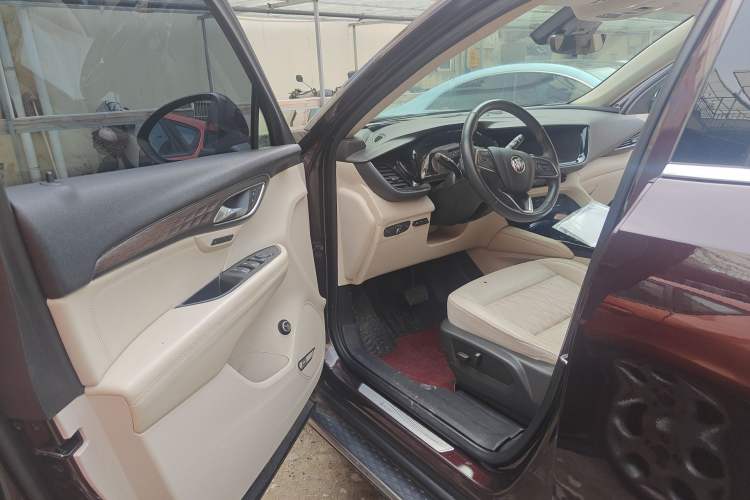 Used Buick Envision 2022 Encore Plus Avenir Aivia 7-Seater Edition
