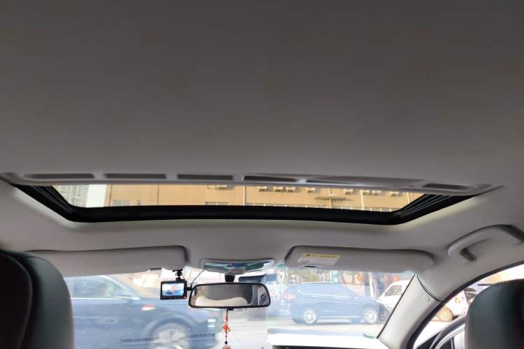 Used Roewe 350 2012 1.5L Automatic Smart Value Edition