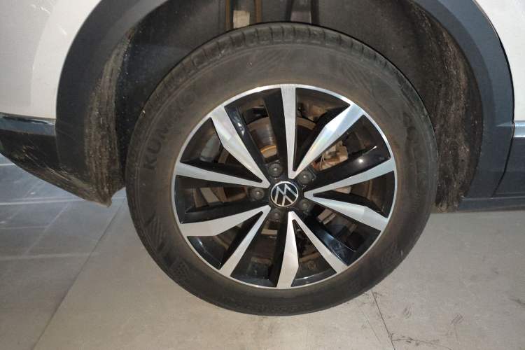 Used Volkswagen T-ROC 2024 280TSI DSG Two-Wheel-Drive Time Edition
