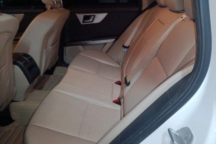 Used Mercedes-Benz GLK-Class 2014 GLK 260 4MATIC Dynamic Model
