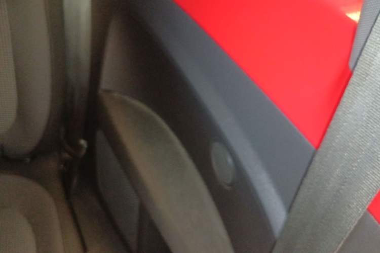 Used Volkswagen Beetle 2015 180TSI model
