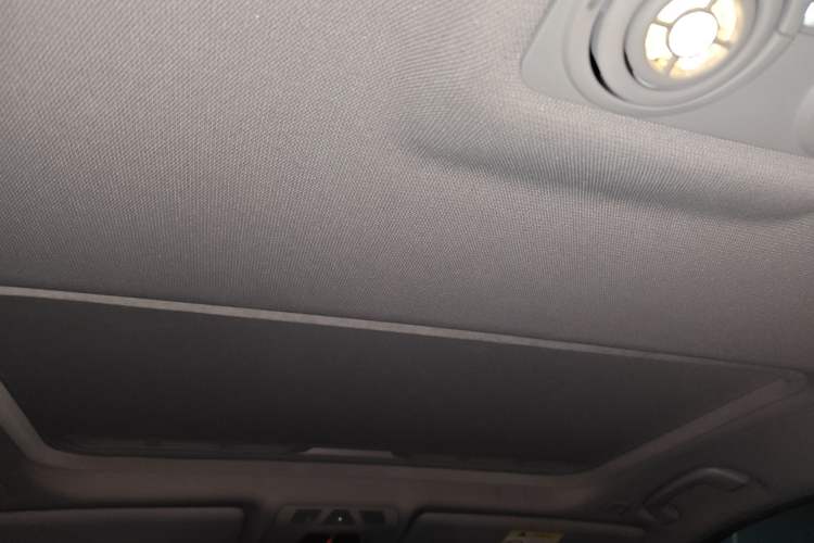 Used BMW 3 Series 2017 320Li M Sport Edition Headliner