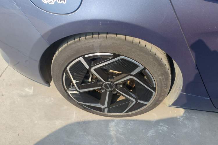 Used BYD Seal 2022 700 km Long-Range Rear-Wheel-Drive Version