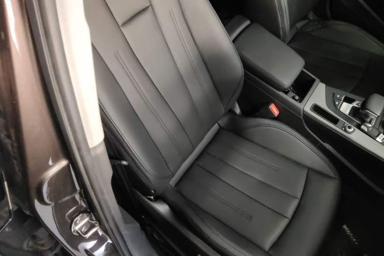 Used Audi A4L 2017 40 TFSI Ambition Edition