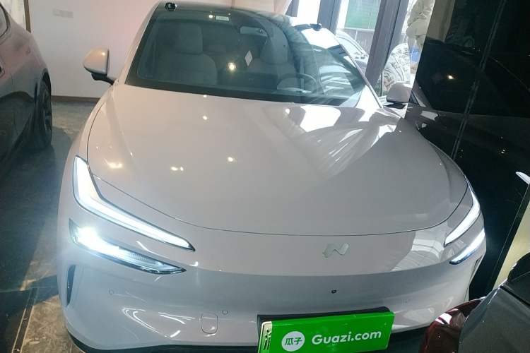 Used ONVO L60 2024 60 kWh Rear-Drive Version