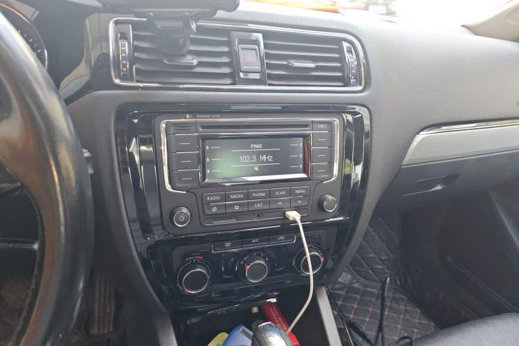 Used Volkswagen Sagitar 2015 1.6L Automatic Comfort Model