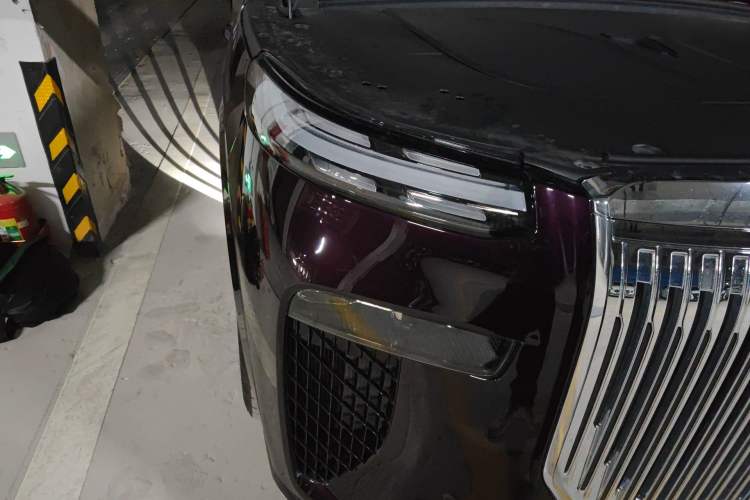 Used VOYAH Titan 2026 Model Max+ Right Front Headlight