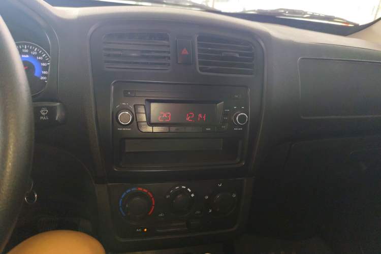 Used Dongfeng Fengon 330 2019 1.5L Manual Utility Grade I China VI