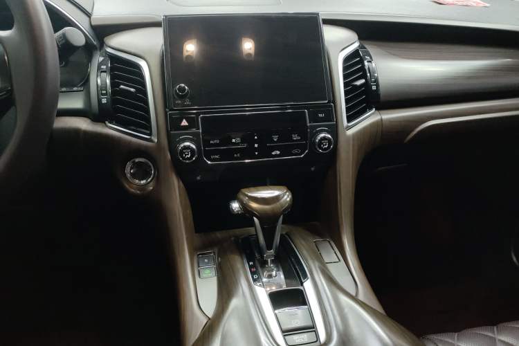 Used Honda Avancier 2017 240TURBO Two-Wheel Drive Luxury Edition
