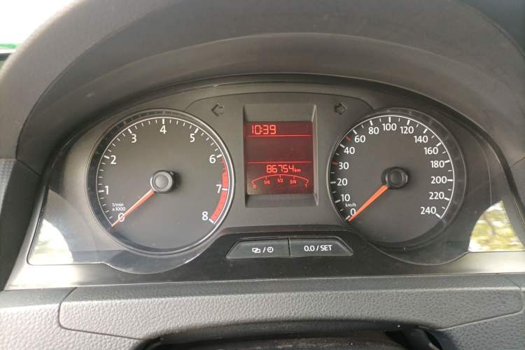 Used Volkswagen Santana 2015 1.6L Automatic Fashion Edition
