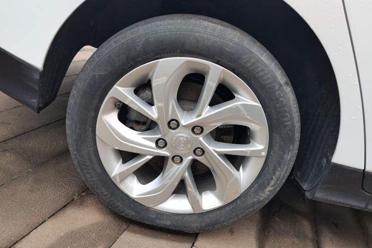 Used Buick Velite 6 2023 430km Range Commuter Version Exterior 5