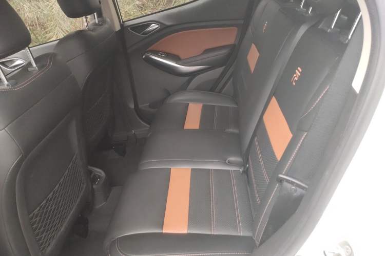 Used BYD Yuan 2016 1.5L Manual Luxury Version
