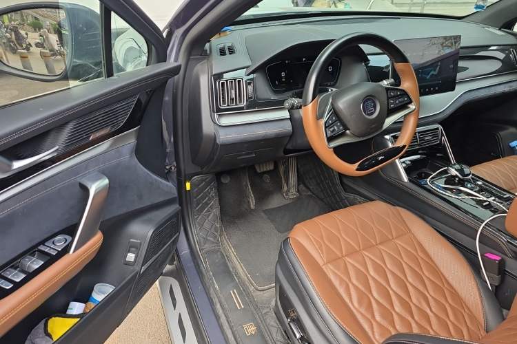 Used BYD Tang New Energy 2021 DM-i 112KM Prestige Model Driver Seat