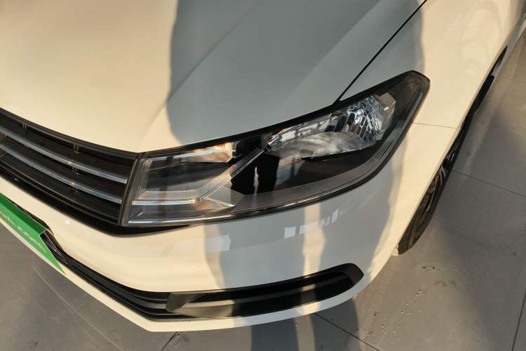 Used Volkswagen Santana 2016 1.6L Manual Fashion Edition Left Front Headlight