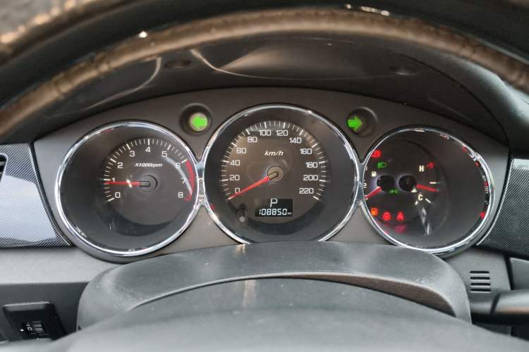 Used Dongfeng Aeolus H30 2014 CROSS 1.5L Automatic Luxury Model
