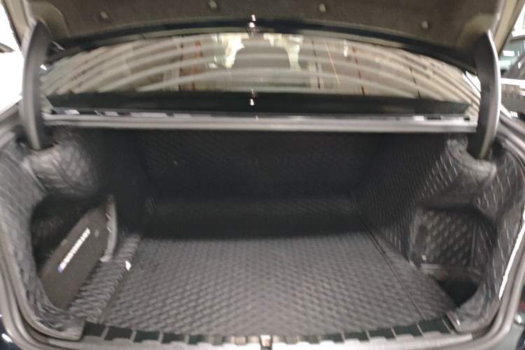 Used BMW 3 Series 2023 325Li M Sport Night Edition Package
