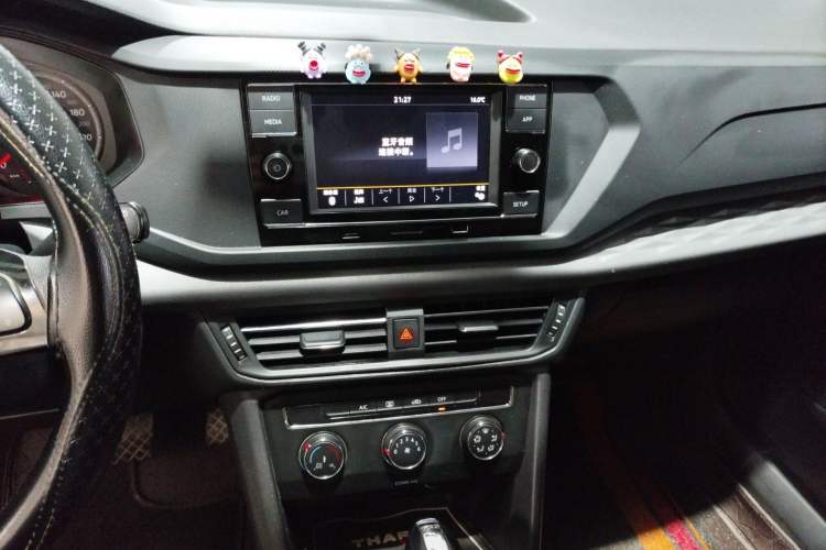 Used Volkswagen Tharu 2019 280TSI Two-Wheel-Drive Trend Edition China V Standard Audio And AC Panel