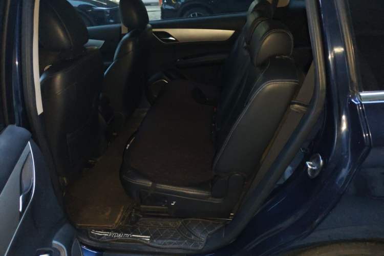 Used BYD Song MAX 2021 Upgraded Model 1.5T Automatic Luxury 7-Seater Left Rear Seat