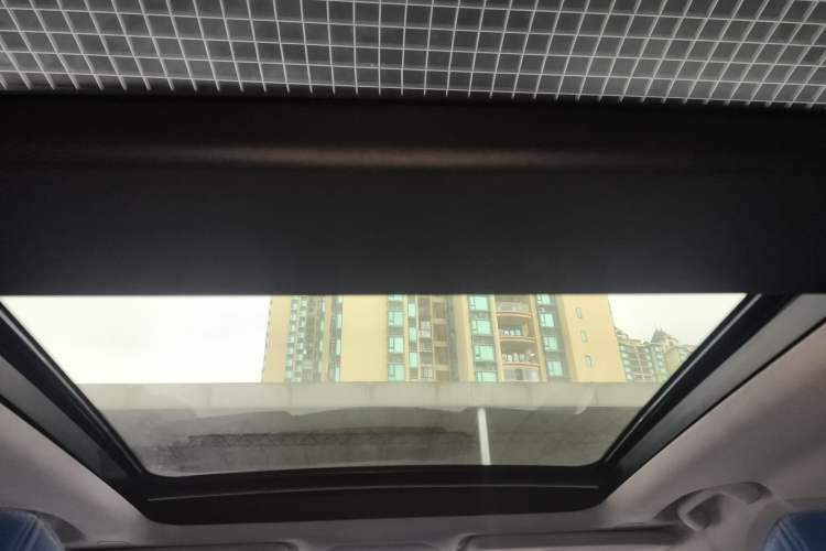 Used Jeep Renegade 2018 Connected Large Screen Version 180T Automatic High-Energy Edition