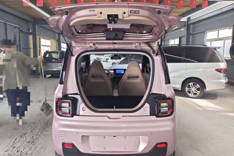 Used Geely Galaxy Panda 2024 Panda Mini 200km Endurance Bear
