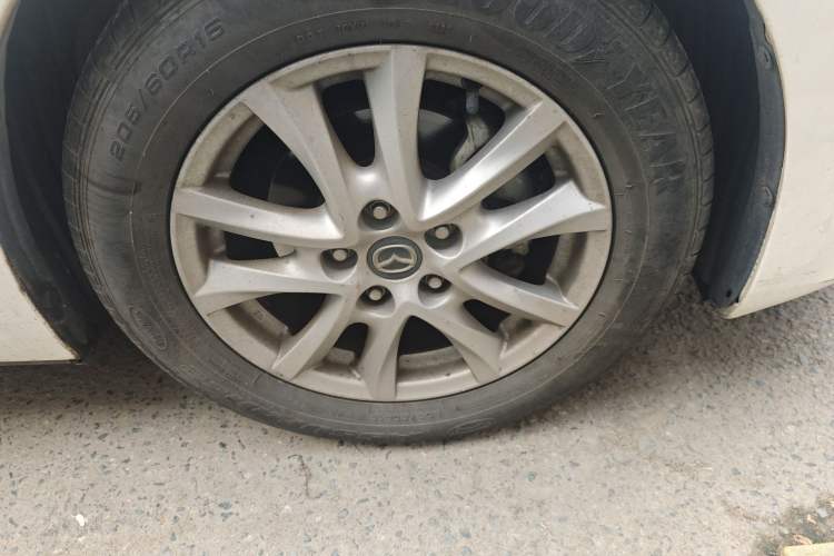 Used Mazda 3 Axela 2016 Sedan 1.5L Automatic Comfort Model Right Front Wheel Hub