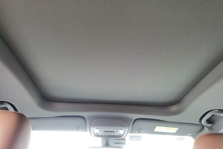 Used Buick Envision 2020 Encore S 652T Four-Wheel Drive Luxury Model
