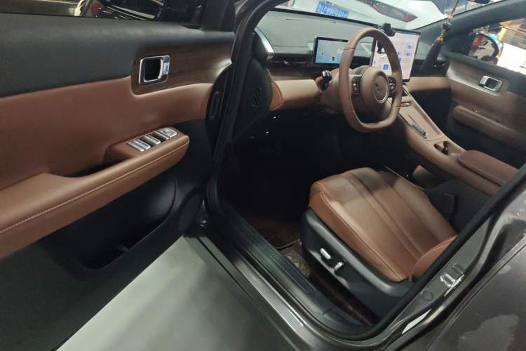 Used Wuling Xingguang S 2024 130km Flagship Version
