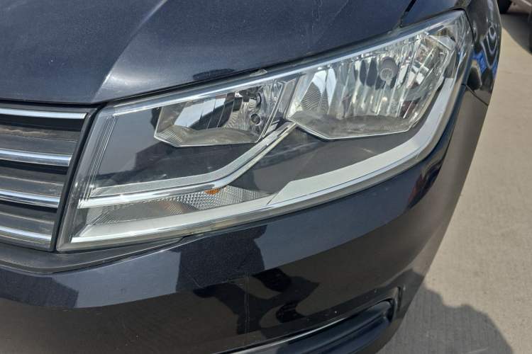 Used Volkswagen Santana 2016 1.6L Manual Comfort Edition Left Front Headlight